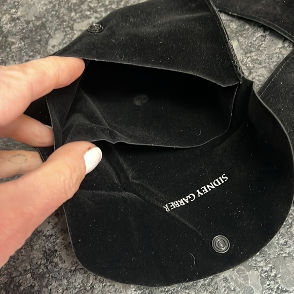 Sidney Garber Black Velvet Jewelry Necklace Snap 7.5” x 6” Presentation Pouch - Picture 5 of 9